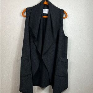 Janska Cascade Open Front Dark Gray Shawl Collar Acrylic Blend Tunic Vest Small